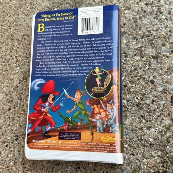 Peter Pan VHS Tape - Picture 2 of 3